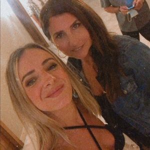 Meet your Posher, Santina